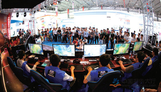 里昂逼平 里昂逼平