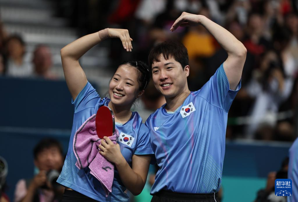 记者：穆西亚拉愿意与拜仁续约，年薪含奖金可能涨至2500万欧